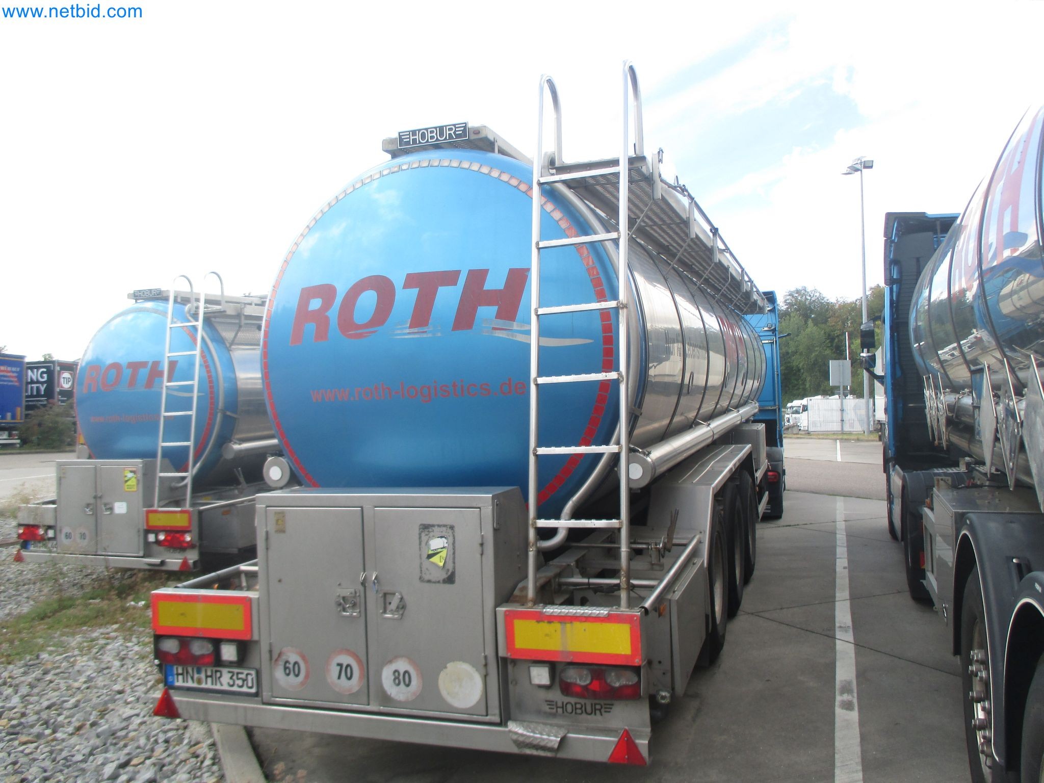 Tractor-trailers and tank semi-trailers for transporting liquid goods and food products (tank logistics)-2