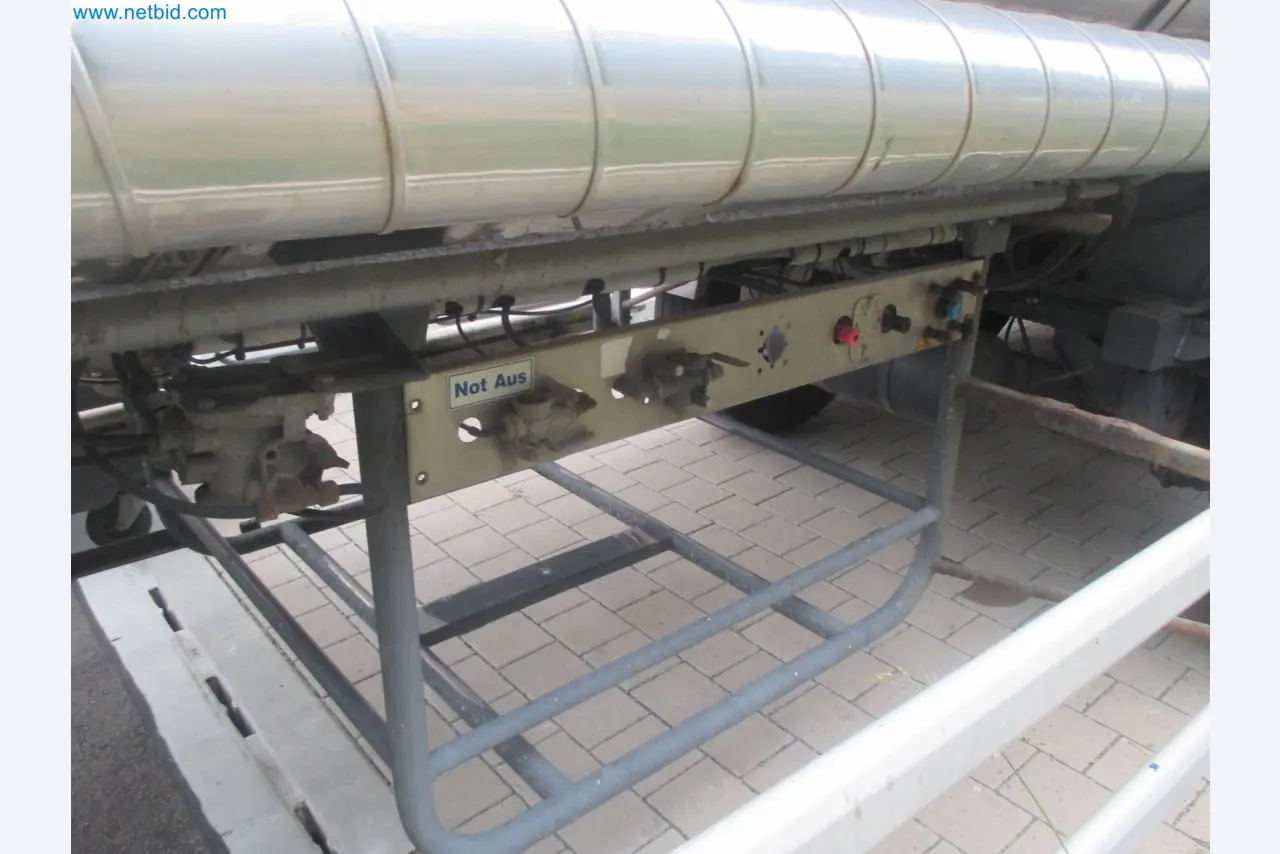 Tractor-trailers and tank semi-trailers for transporting liquid goods and food products (tank logistics)-17