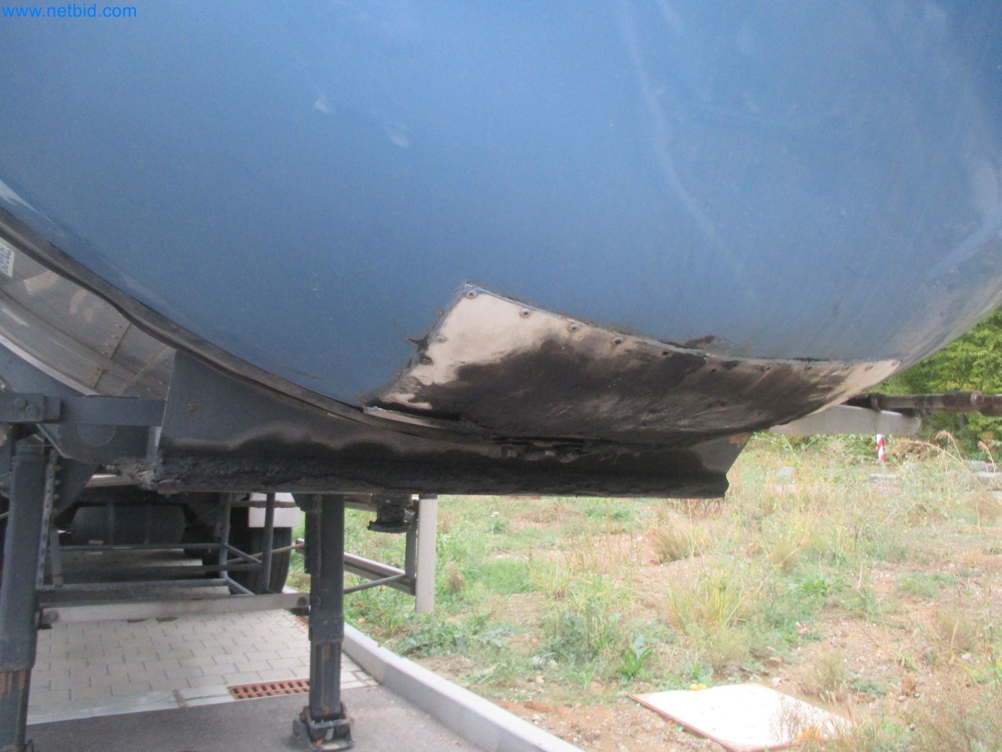 Tractor-trailers and tank semi-trailers for transporting liquid goods and food products (tank logistics)-9