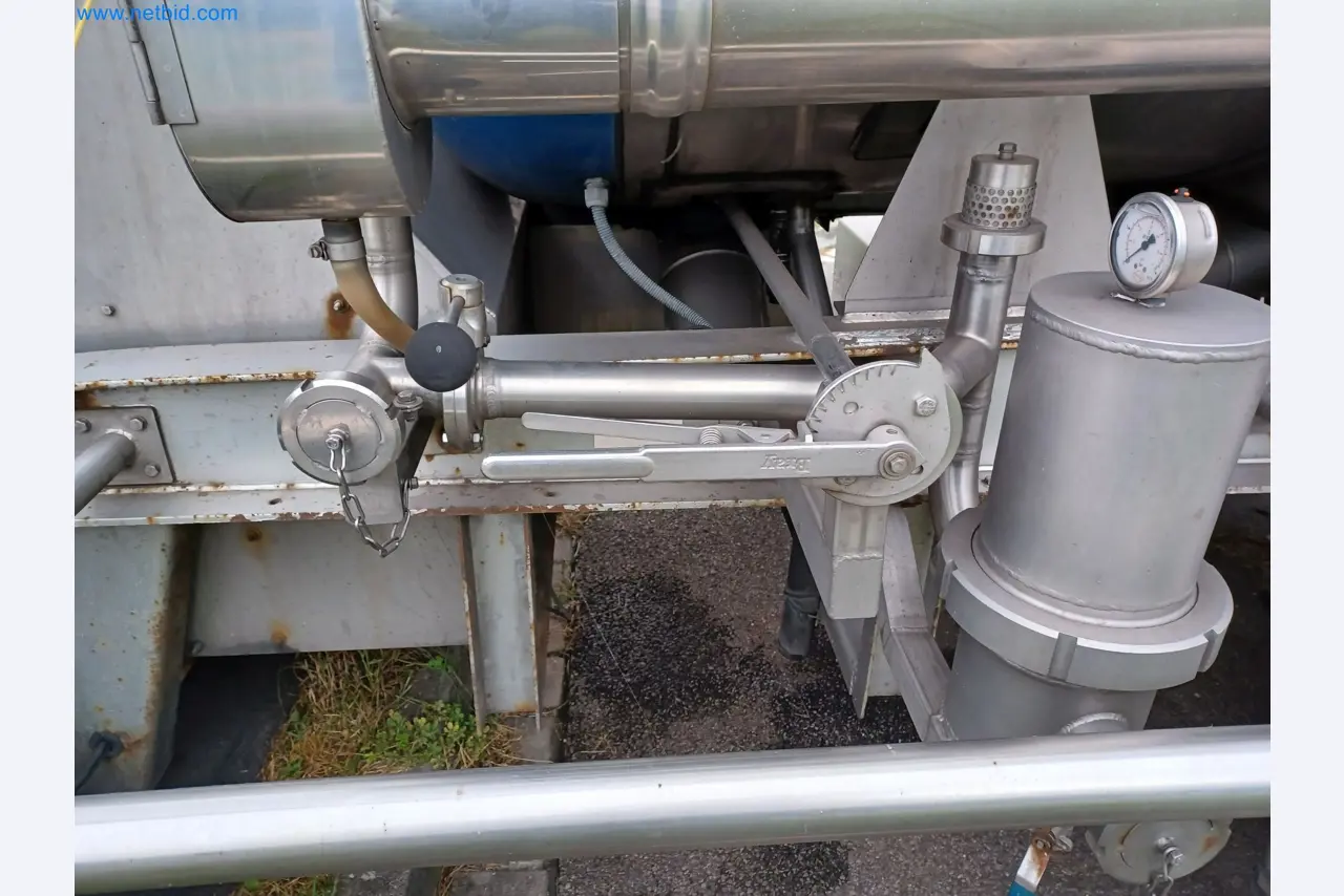 Tractor-trailers and tank semi-trailers for transporting liquid goods and food products (tank logistics)-13