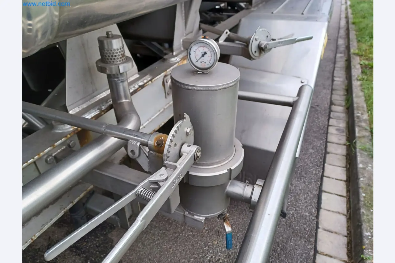 Tractor-trailers and tank semi-trailers for transporting liquid goods and food products (tank logistics)-14