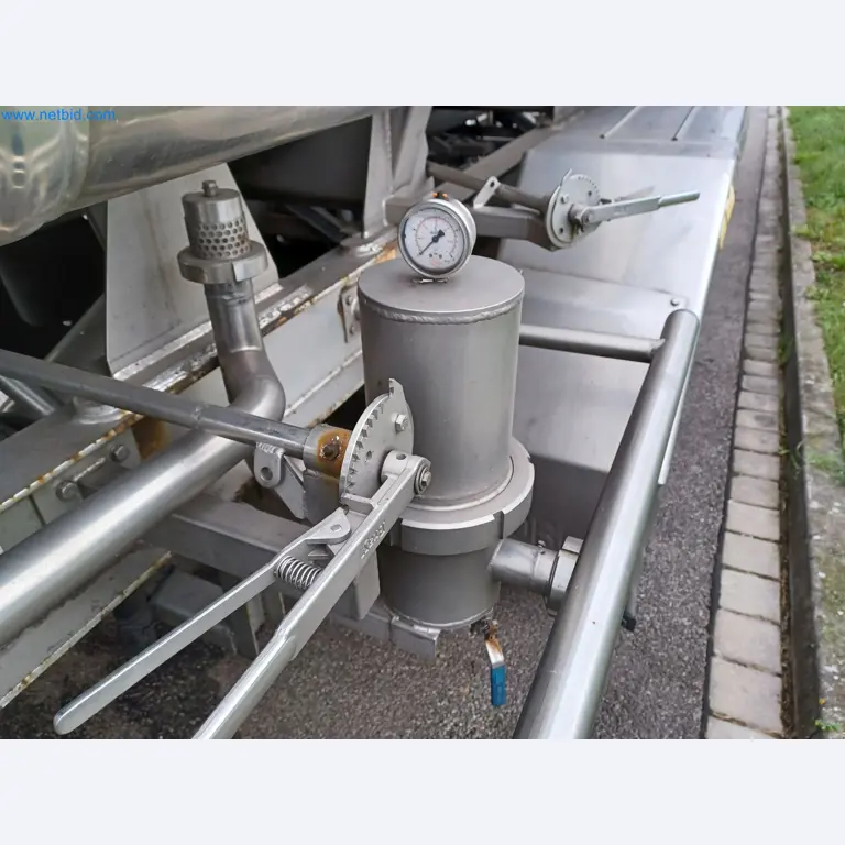 Tractor-trailers and tank semi-trailers for transporting liquid goods and food products (tank logistics)-14