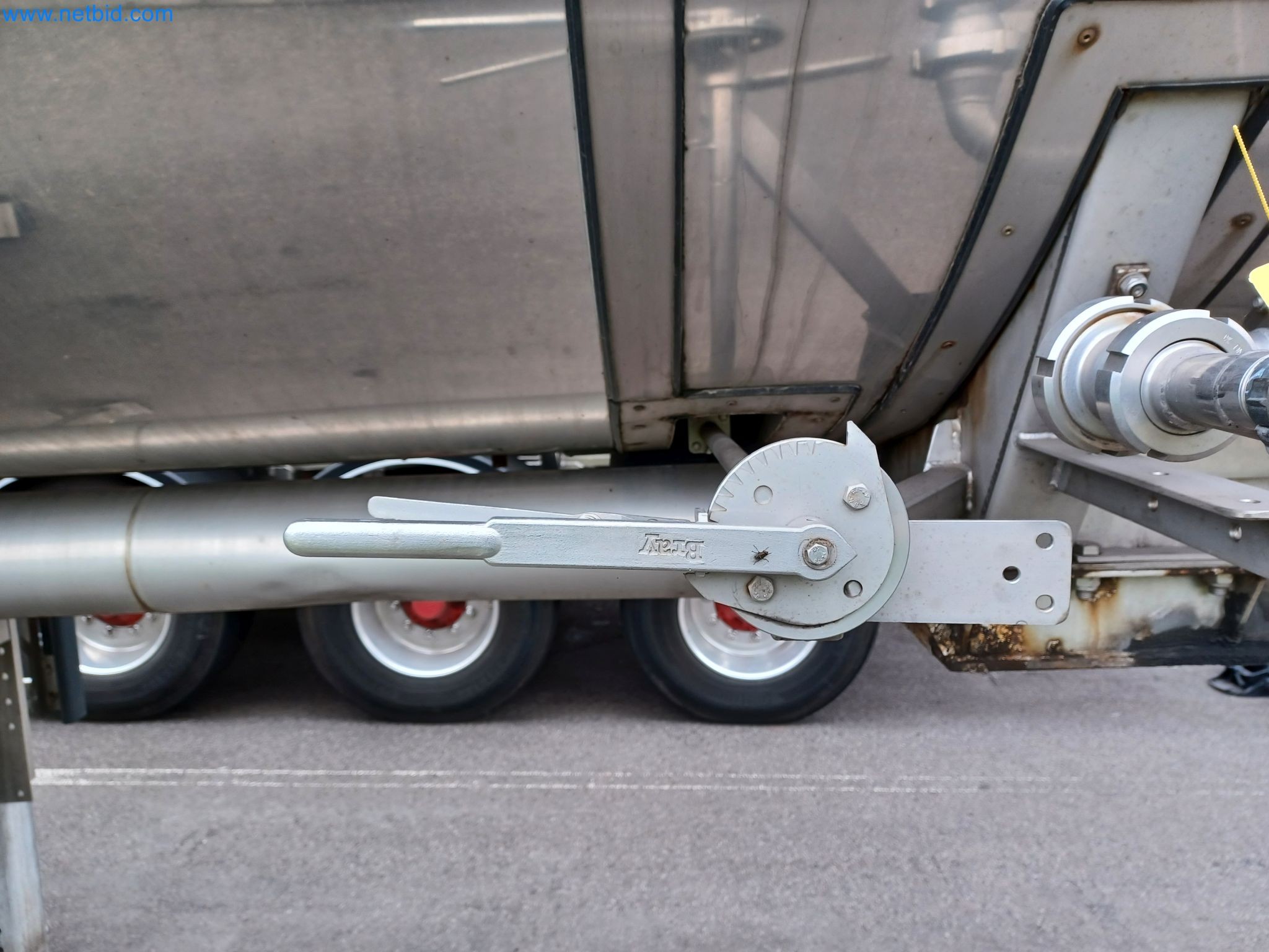 Tractor-trailers and tank semi-trailers for transporting liquid goods and food products (tank logistics)-27