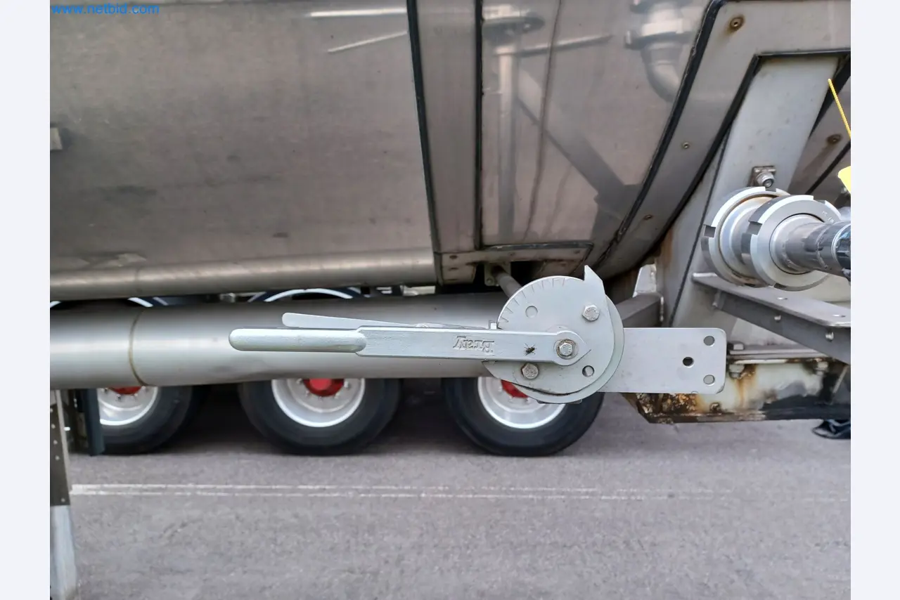 Tractor-trailers and tank semi-trailers for transporting liquid goods and food products (tank logistics)-27