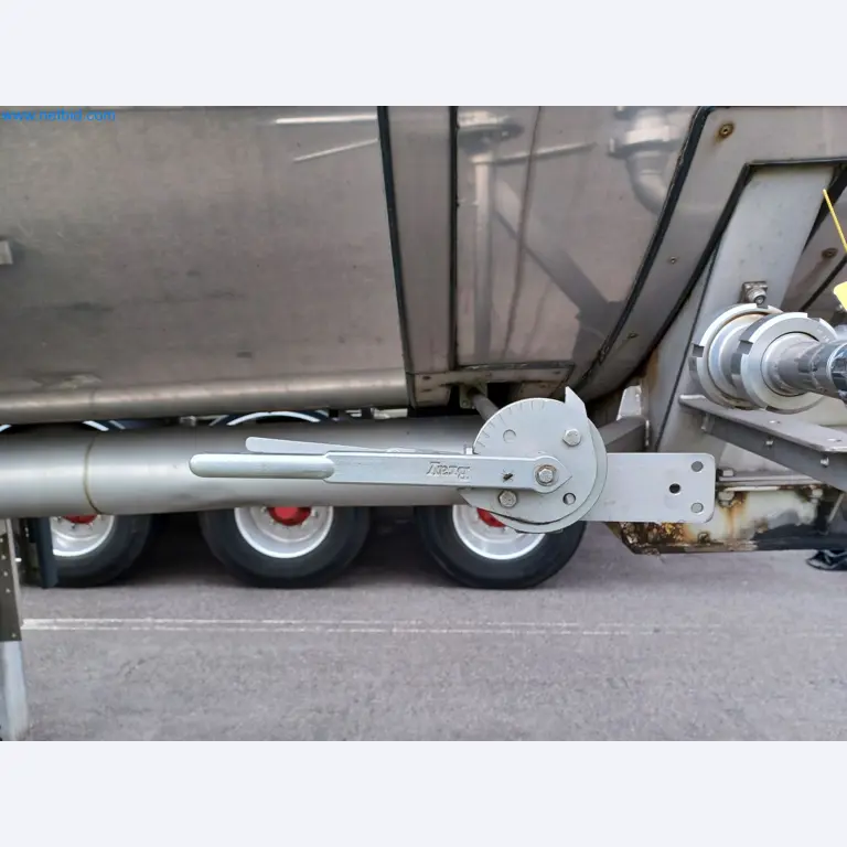 Tractor-trailers and tank semi-trailers for transporting liquid goods and food products (tank logistics)-27