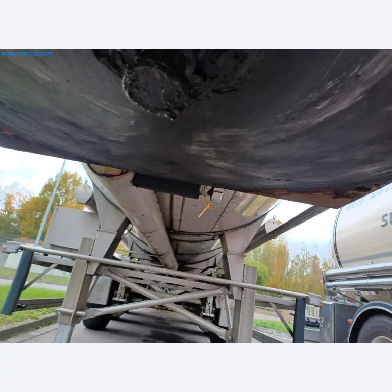 Tractor-trailers and tank semi-trailers for transporting liquid goods and food products (tank logistics)-42