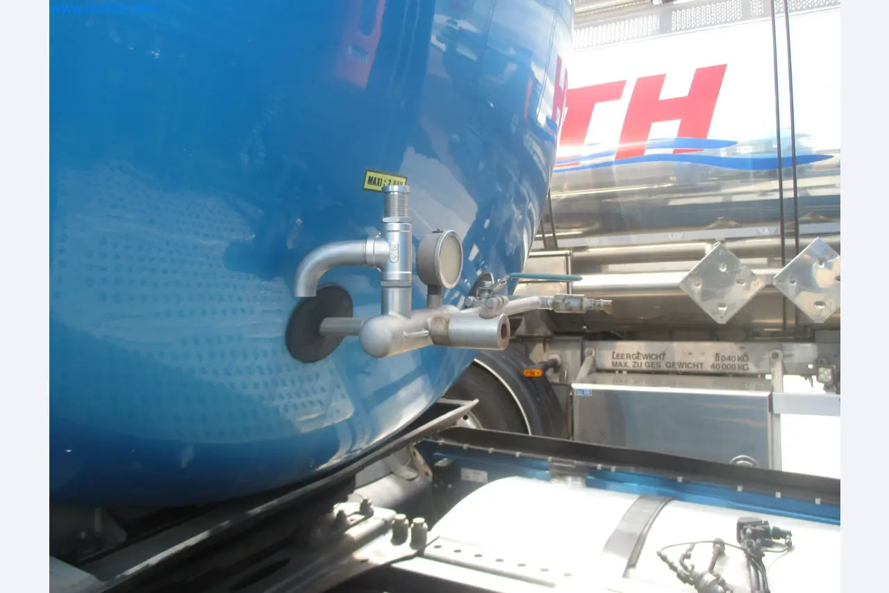 Tractor-trailers and tank semi-trailers for transporting liquid goods and food products (tank logistics)-16