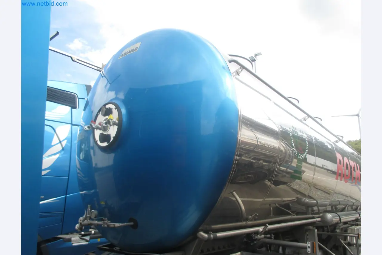 Tractor-trailers and tank semi-trailers for transporting liquid goods and food products (tank logistics)-19