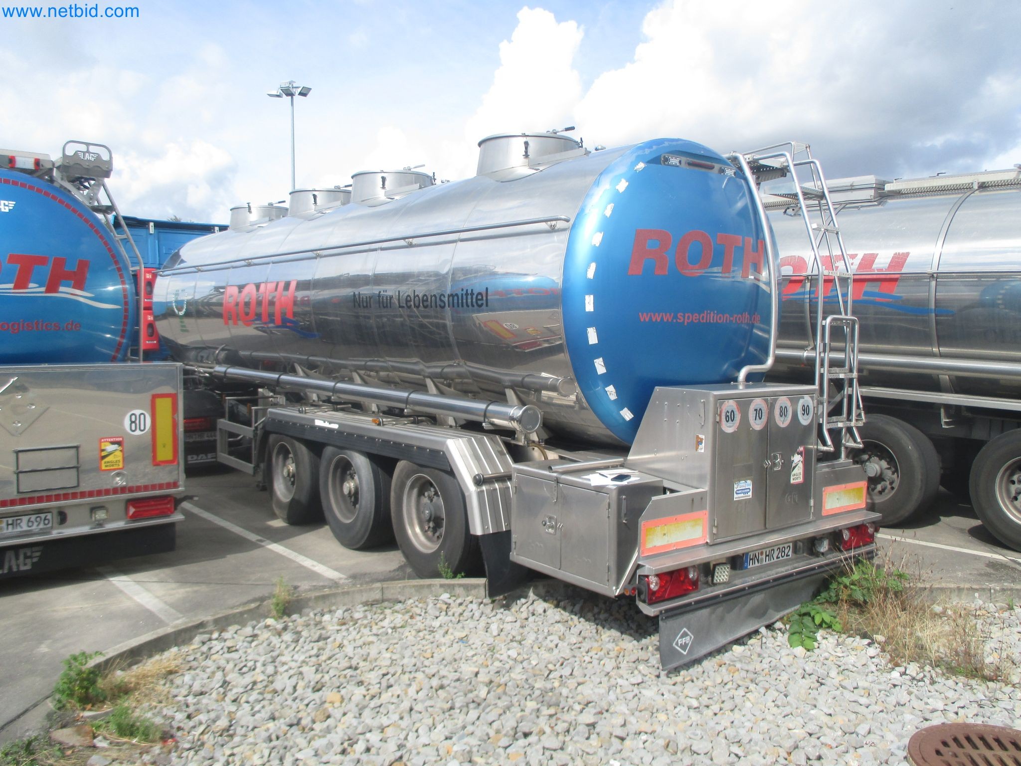 Tractor-trailers and tank semi-trailers for transporting liquid goods and food products (tank logistics)-1