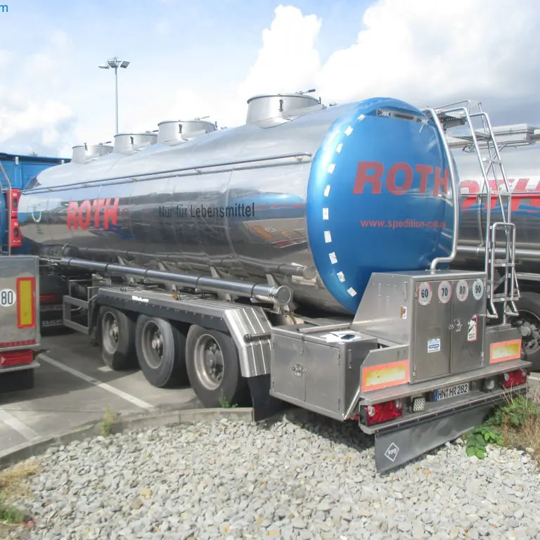 3-Axle Tank Semi-Trailer Magyar