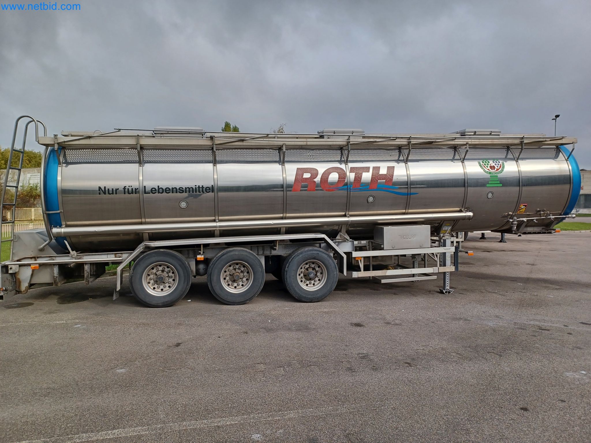 Tractor-trailers and tank semi-trailers for transporting liquid goods and food products (tank logistics)-14