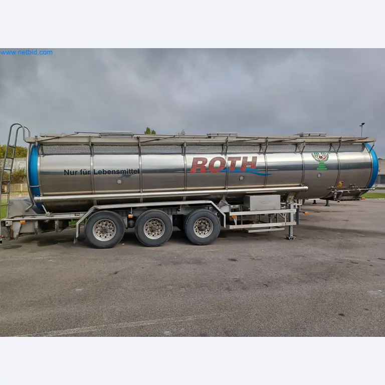 Tractor-trailers and tank semi-trailers for transporting liquid goods and food products (tank logistics)-14