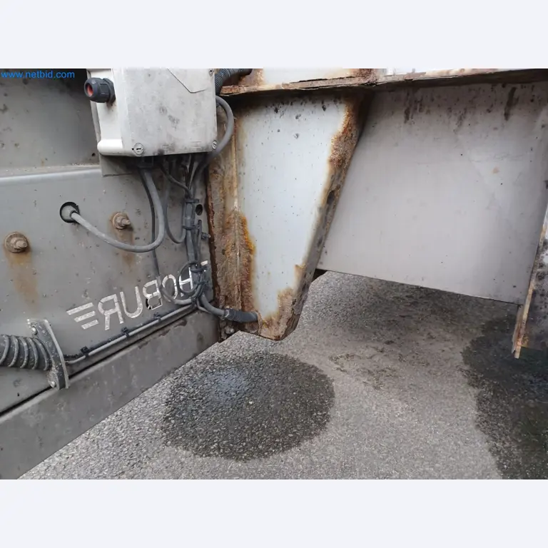Tractor-trailers and tank semi-trailers for transporting liquid goods and food products (tank logistics)-15