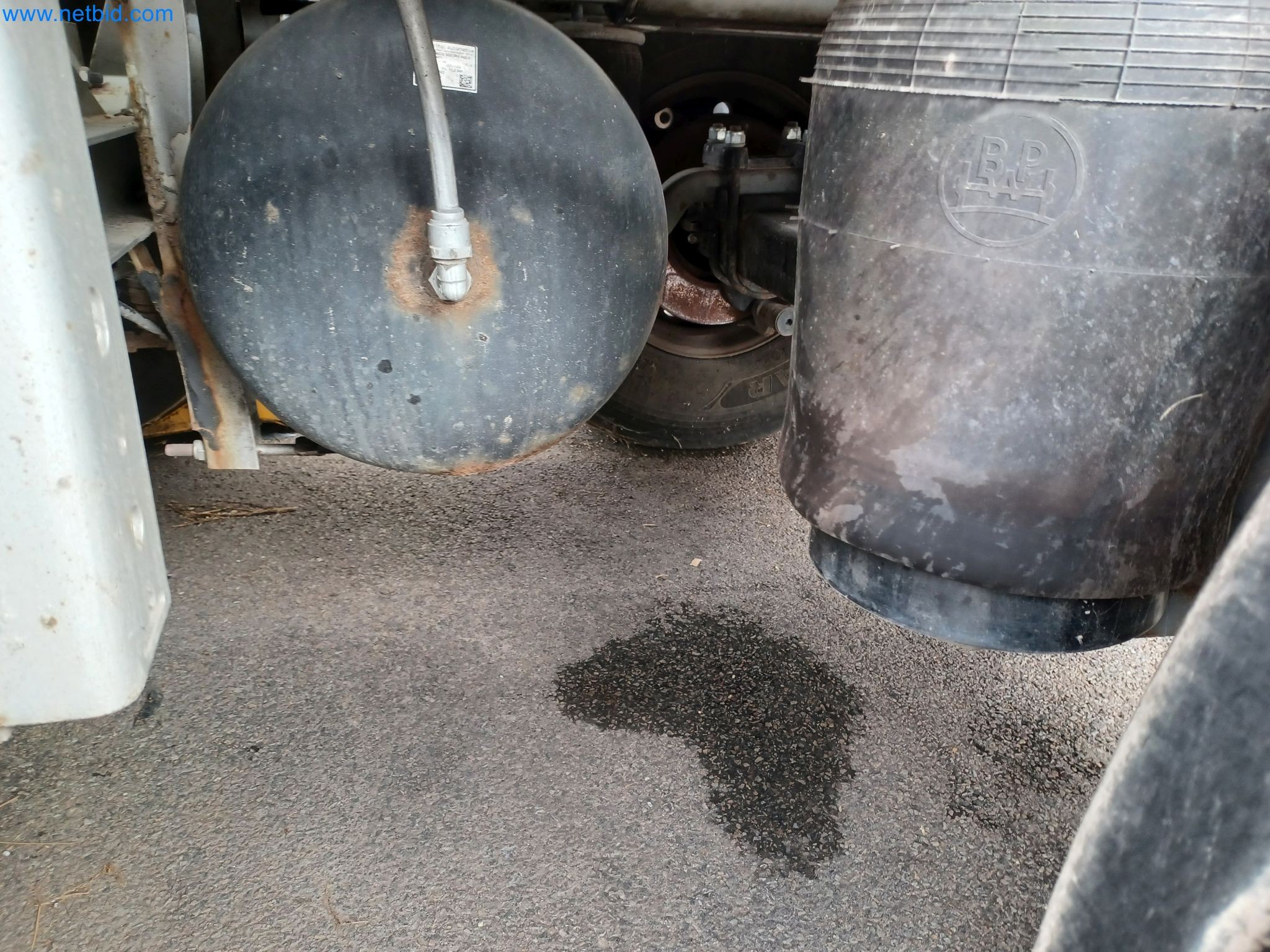 Tractor-trailers and tank semi-trailers for transporting liquid goods and food products (tank logistics)-25