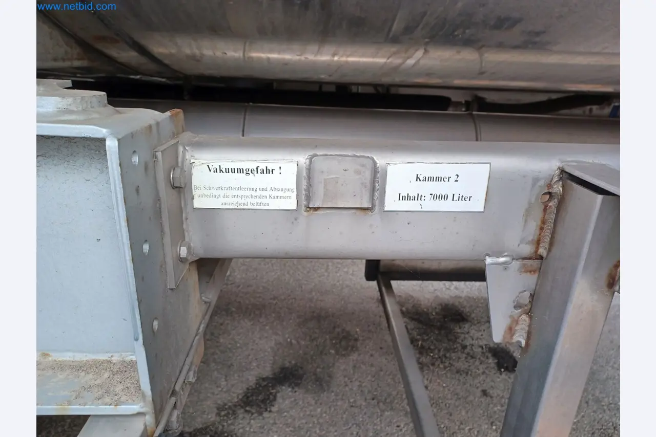 Tractor-trailers and tank semi-trailers for transporting liquid goods and food products (tank logistics)-27