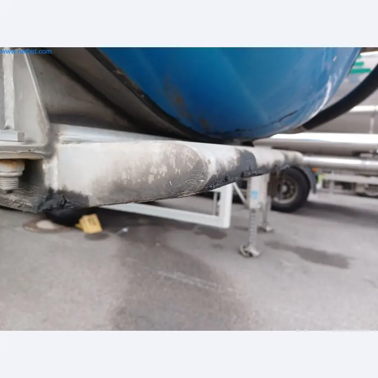 Tractor-trailers and tank semi-trailers for transporting liquid goods and food products (tank logistics)-45
