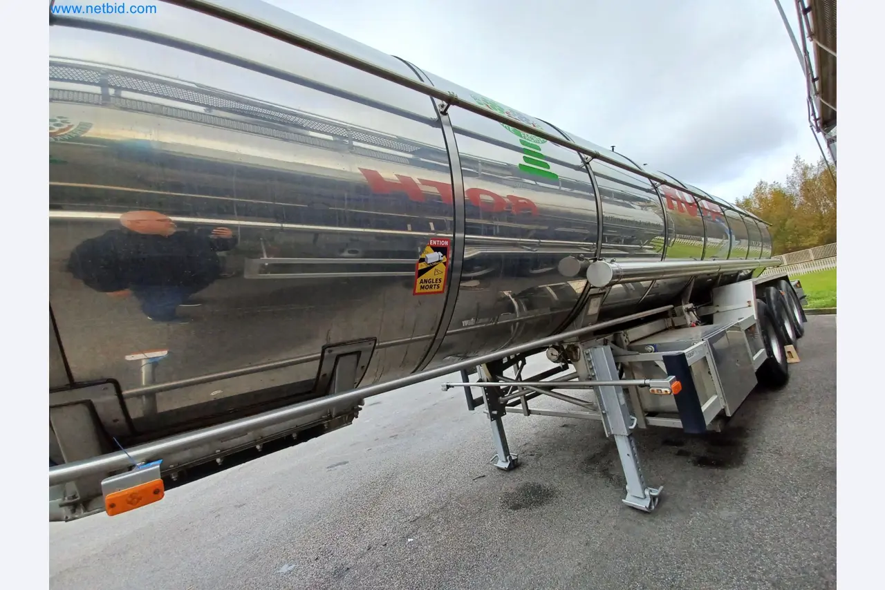 Tractor-trailers and tank semi-trailers for transporting liquid goods and food products (tank logistics)-50