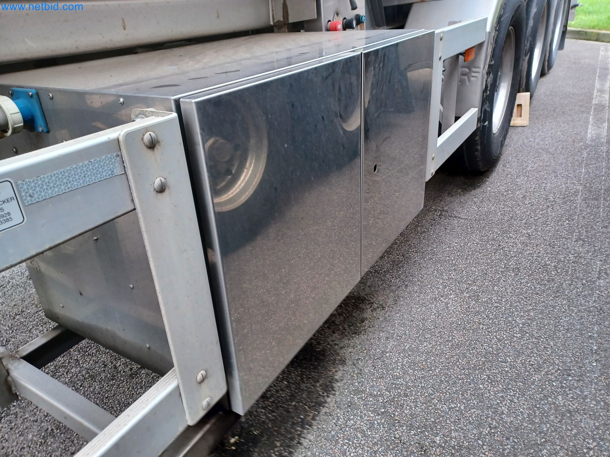 Tractor-trailers and tank semi-trailers for transporting liquid goods and food products (tank logistics)-53