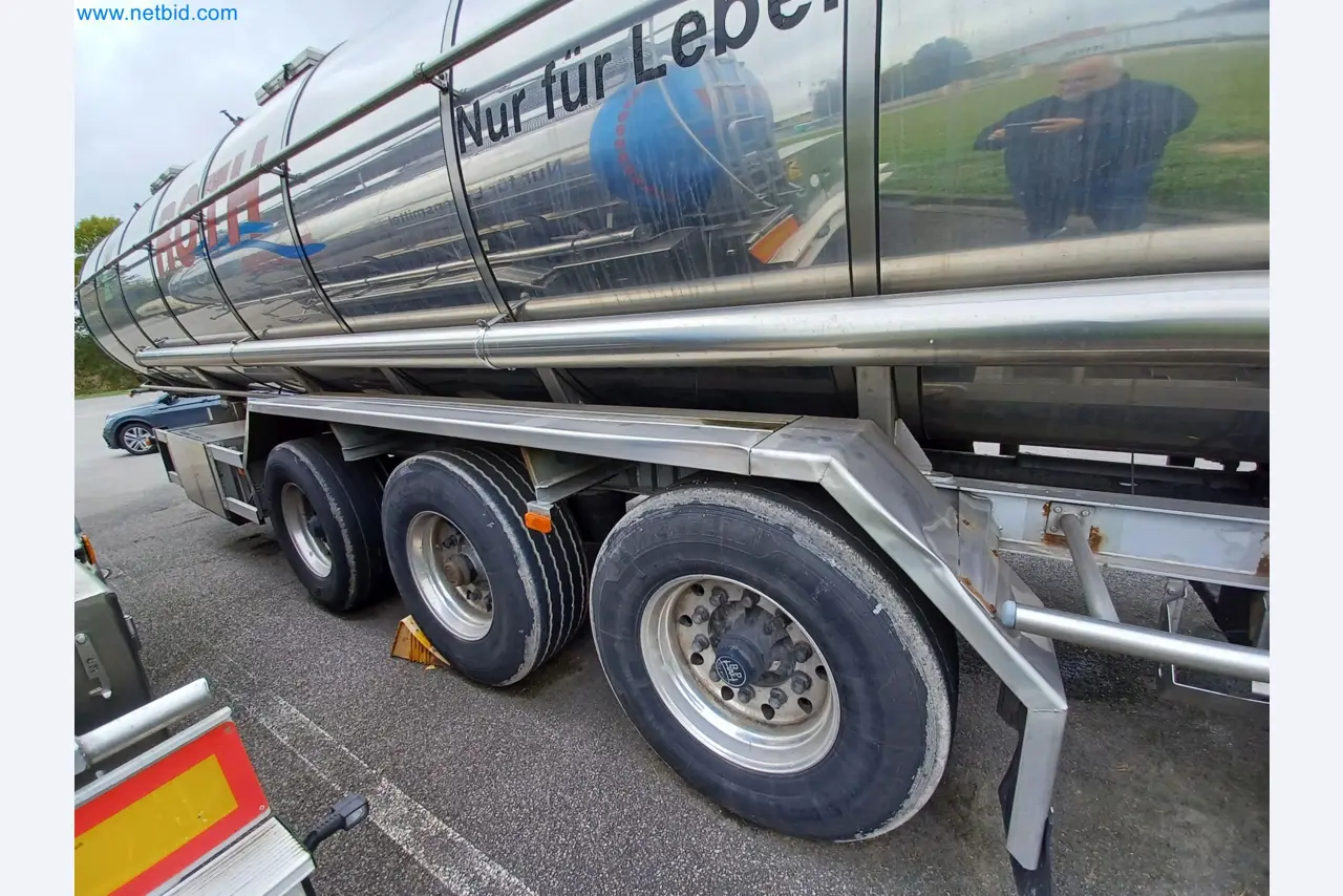 Tractor-trailers and tank semi-trailers for transporting liquid goods and food products (tank logistics)-59