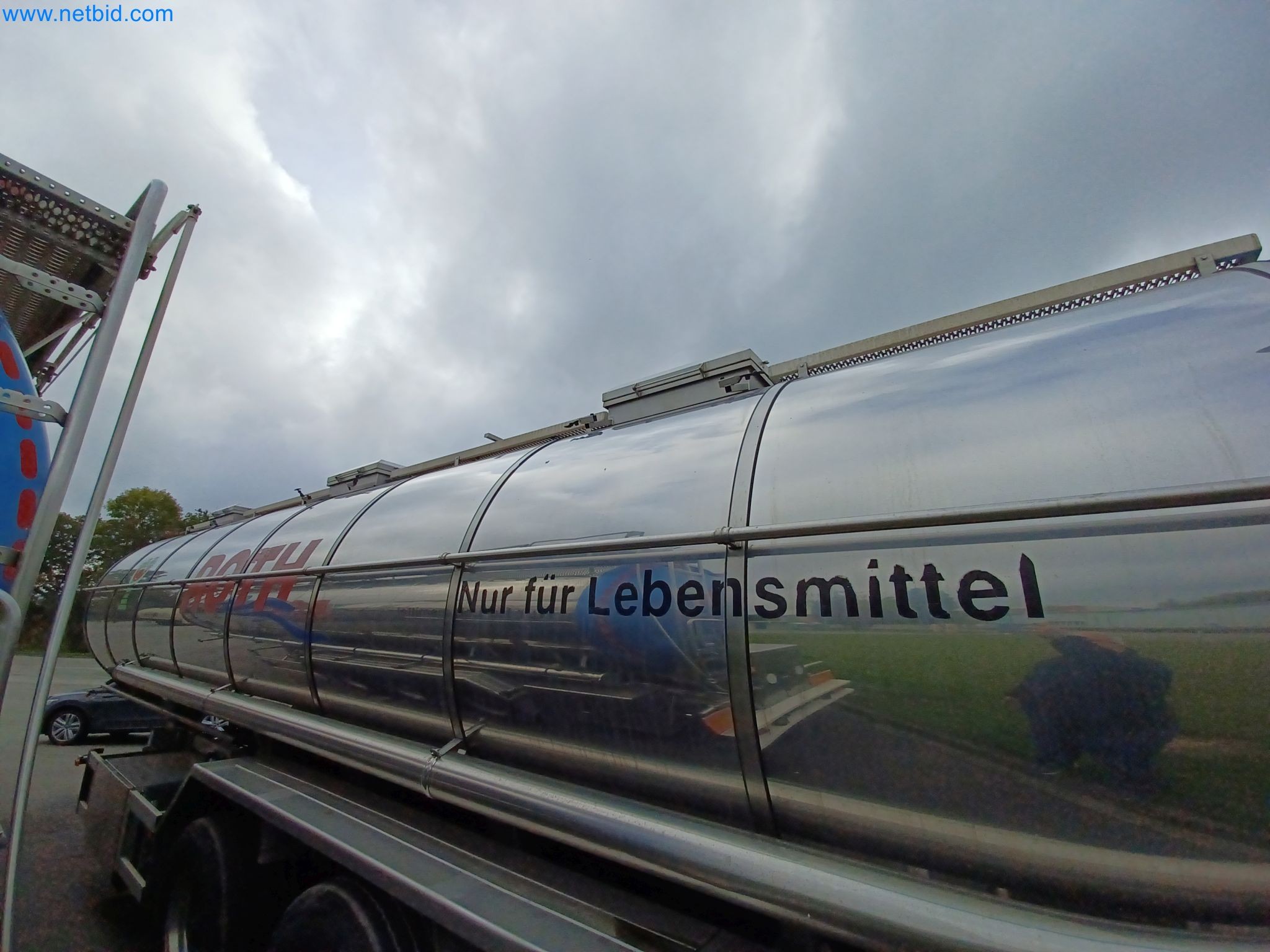 Tractor-trailers and tank semi-trailers for transporting liquid goods and food products (tank logistics)-63