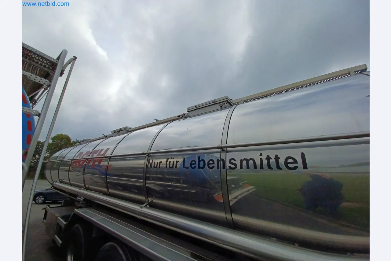 Tractor-trailers and tank semi-trailers for transporting liquid goods and food products (tank logistics)-63