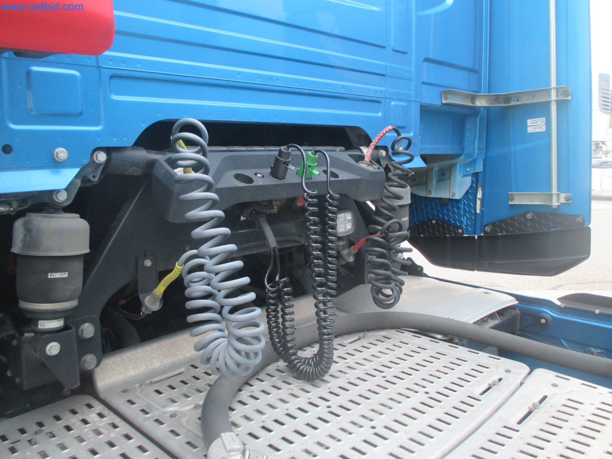 Tractor-trailers and tank semi-trailers for transporting liquid goods and food products (tank logistics)-10