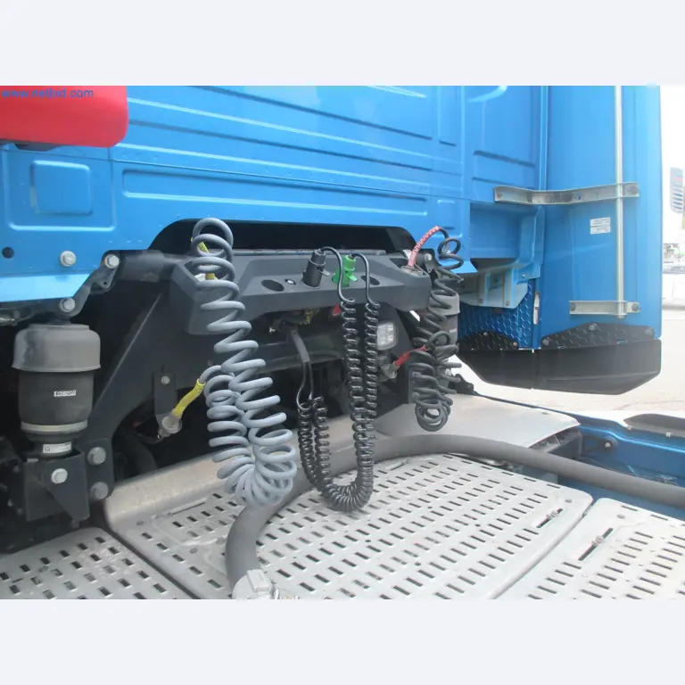 Tractor-trailers and tank semi-trailers for transporting liquid goods and food products (tank logistics)-10
