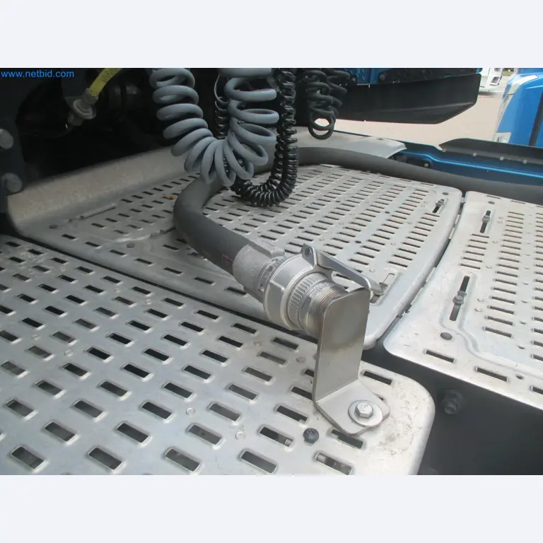 Tractor-trailers and tank semi-trailers for transporting liquid goods and food products (tank logistics)-16