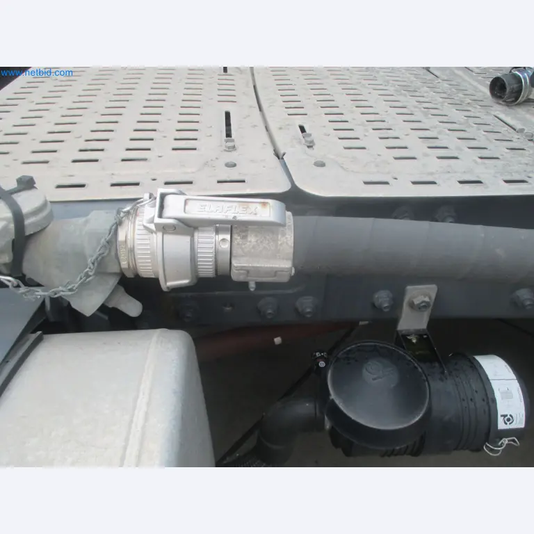 Tractor-trailers and tank semi-trailers for transporting liquid goods and food products (tank logistics)-10