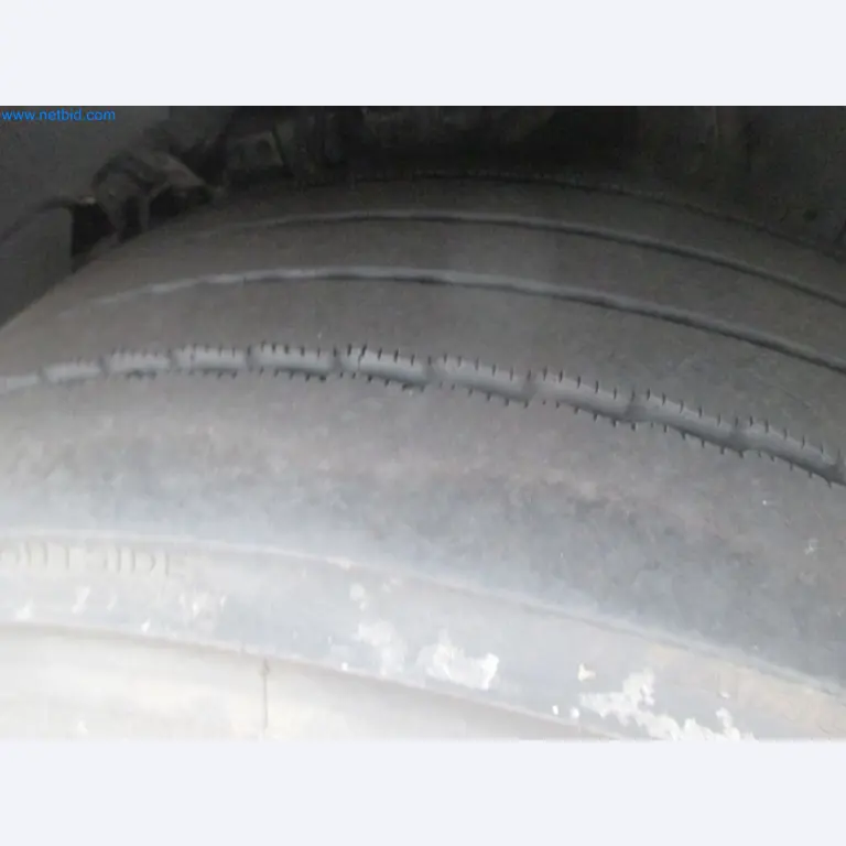 Tractor-trailers and tank semi-trailers for transporting liquid goods and food products (tank logistics)-20