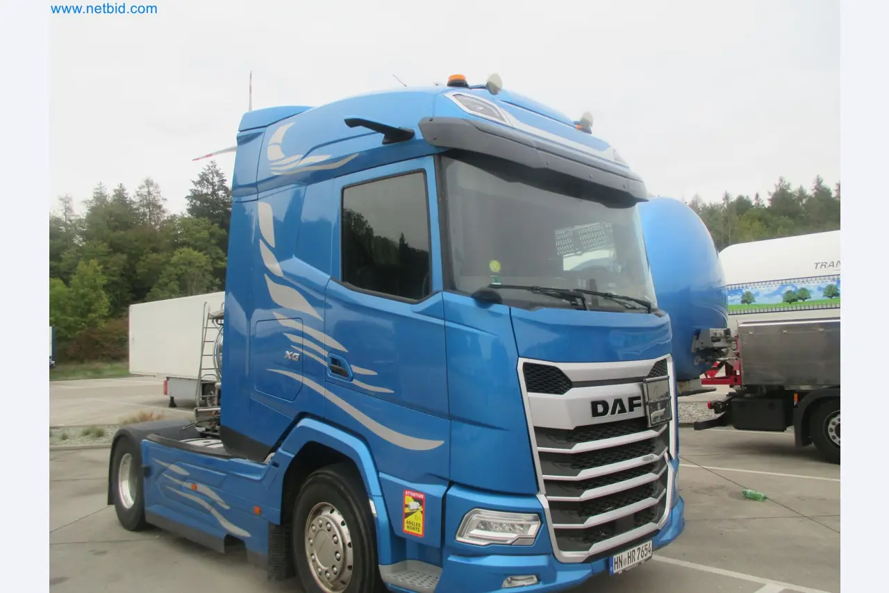 Tractor-trailers and tank semi-trailers for transporting liquid goods and food products (tank logistics)-2