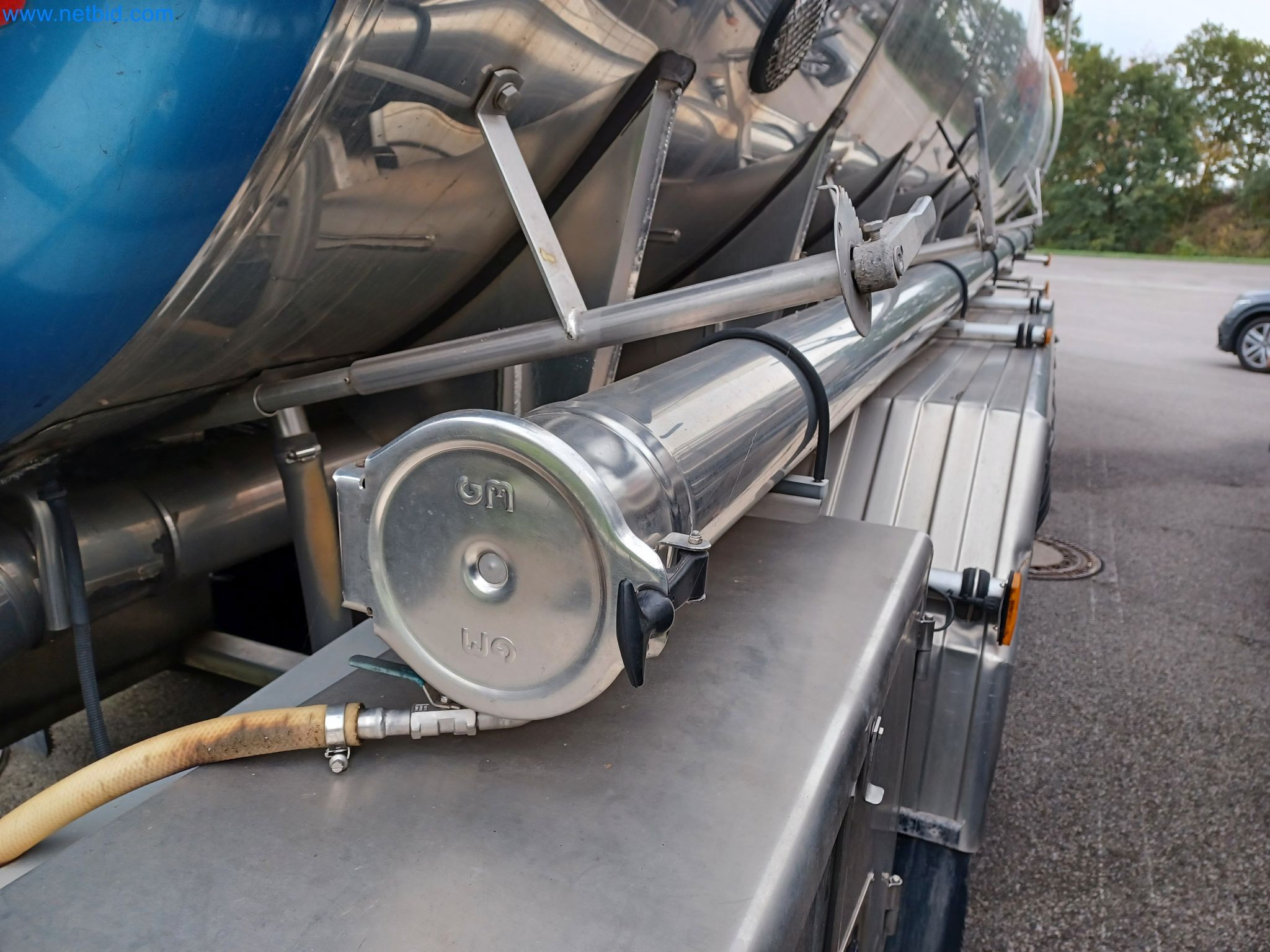 Tractor-trailers and tank semi-trailers for transporting liquid goods and food products (tank logistics)-11