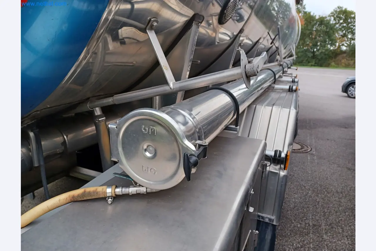 Tractor-trailers and tank semi-trailers for transporting liquid goods and food products (tank logistics)-11