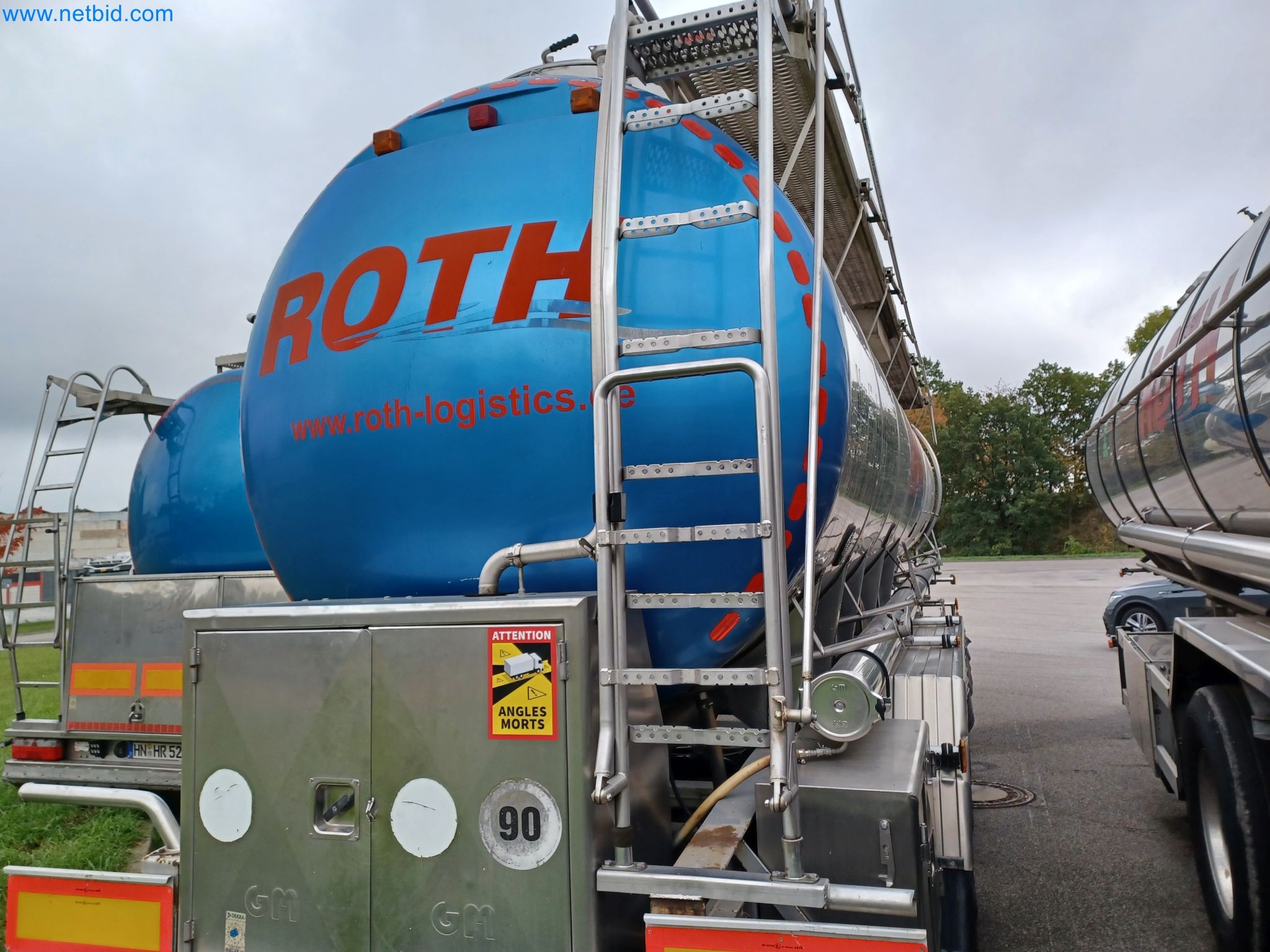 Tractor-trailers and tank semi-trailers for transporting liquid goods and food products (tank logistics)-1