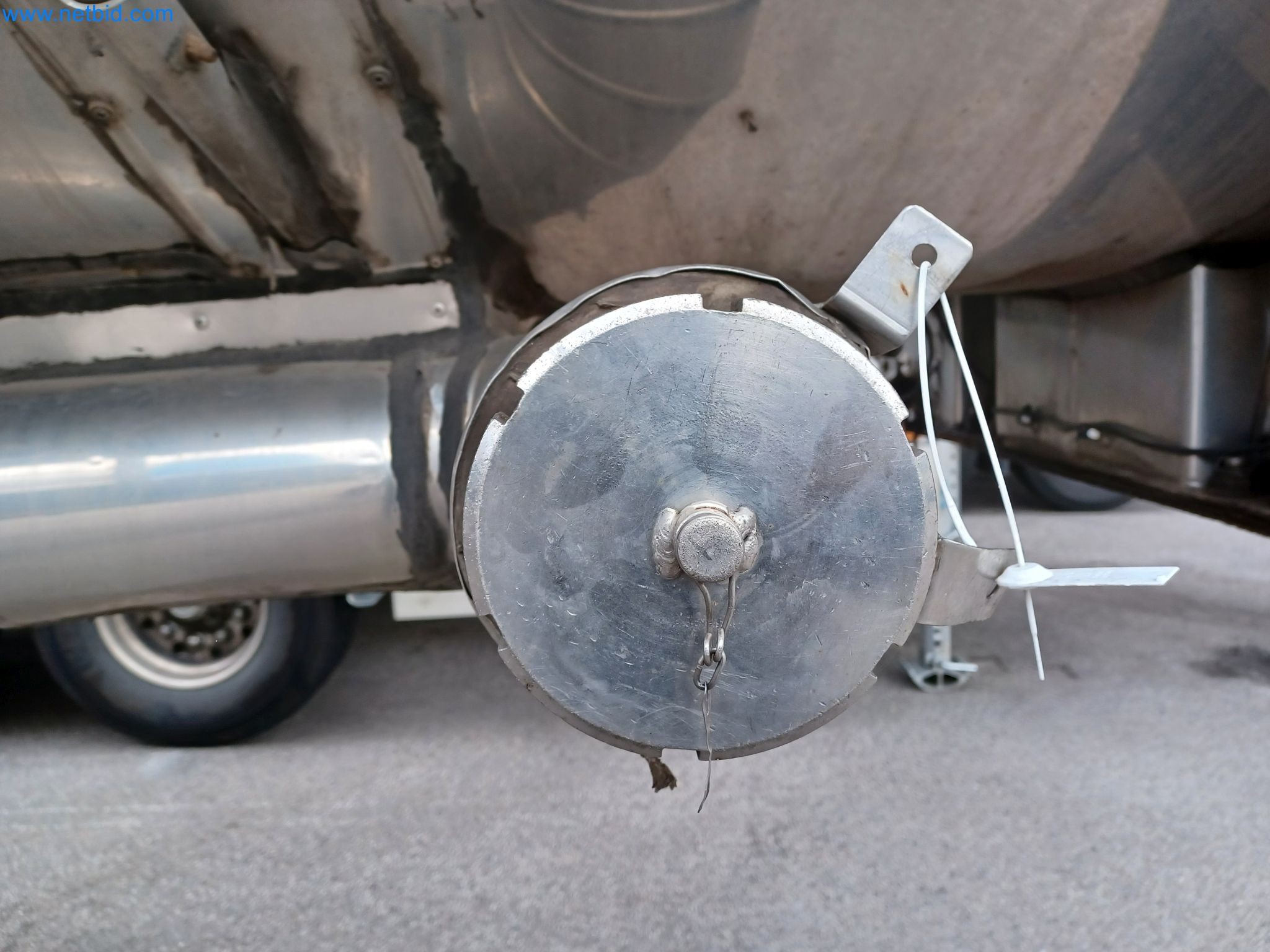 Tractor-trailers and tank semi-trailers for transporting liquid goods and food products (tank logistics)-26