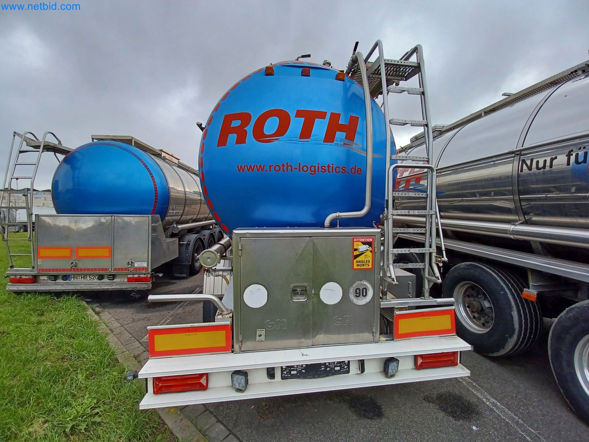 Tractor-trailers and tank semi-trailers for transporting liquid goods and food products (tank logistics)-2