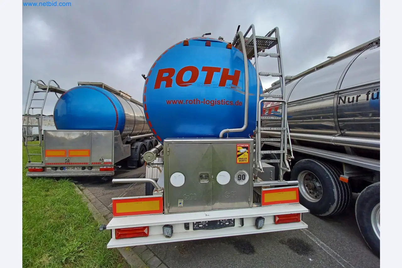 Tractor-trailers and tank semi-trailers for transporting liquid goods and food products (tank logistics)-2