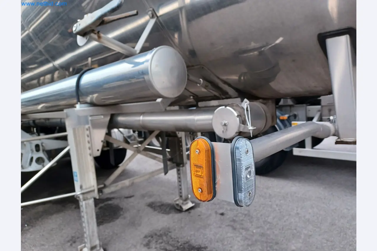 Tractor-trailers and tank semi-trailers for transporting liquid goods and food products (tank logistics)-30