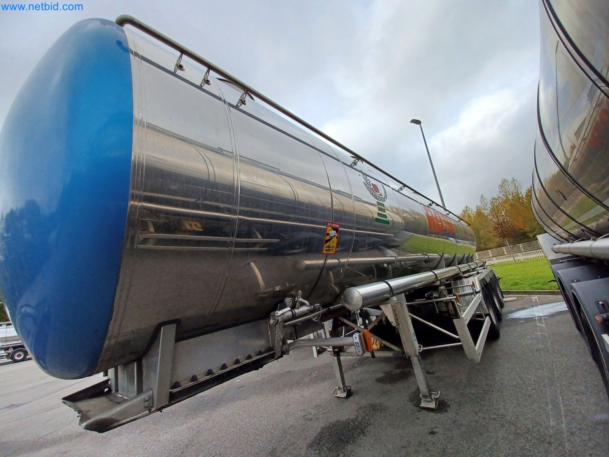 Tractor-trailers and tank semi-trailers for transporting liquid goods and food products (tank logistics)-37