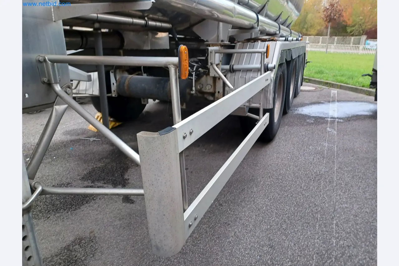 Tractor-trailers and tank semi-trailers for transporting liquid goods and food products (tank logistics)-40