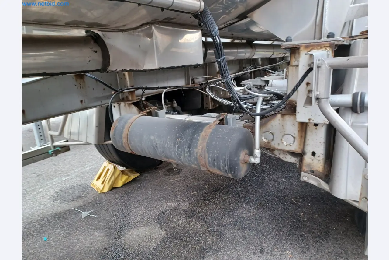 Tractor-trailers and tank semi-trailers for transporting liquid goods and food products (tank logistics)-43