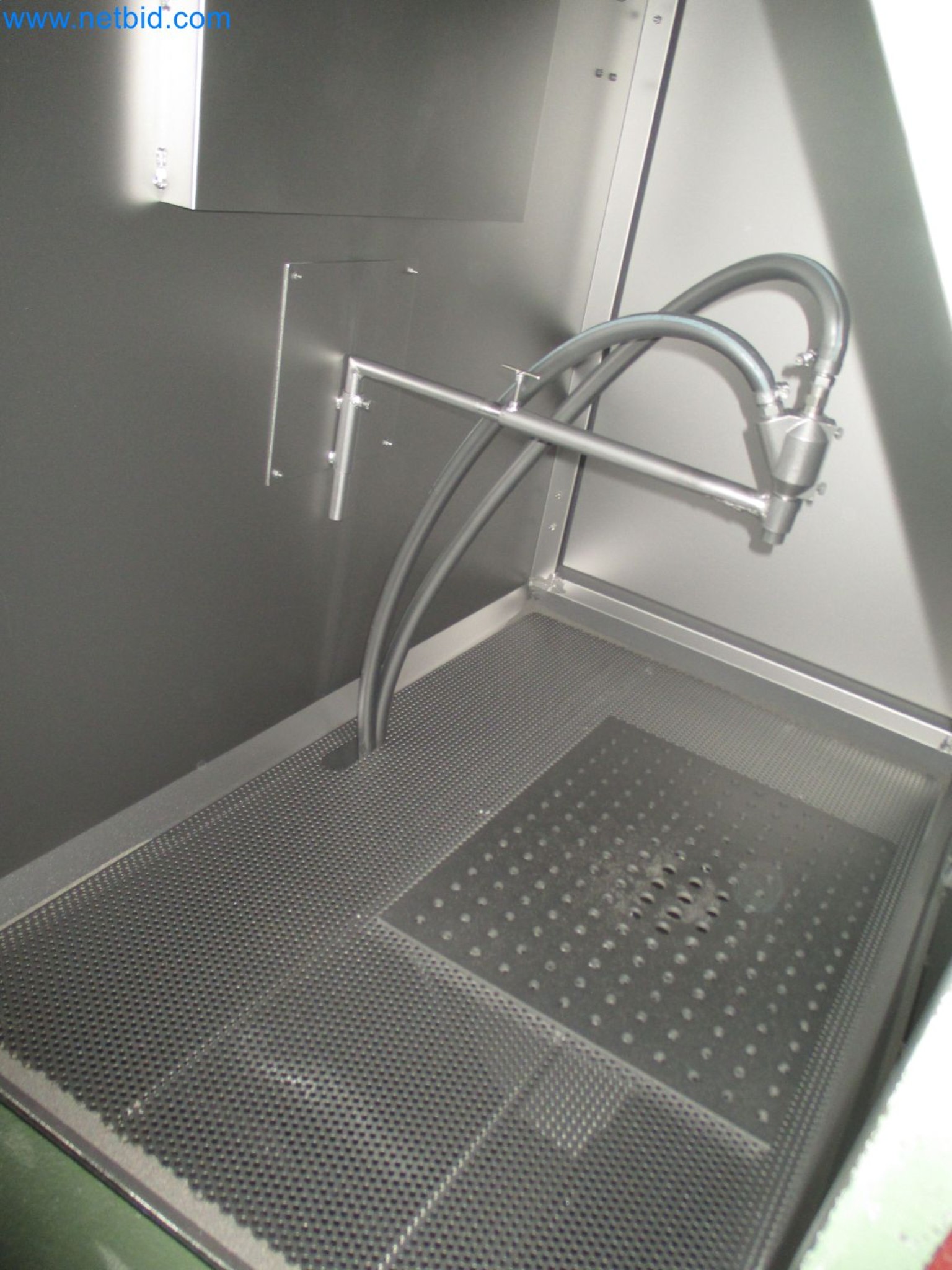 Metalworking, turning, milling, grinding, and finishing for surgical applications-3