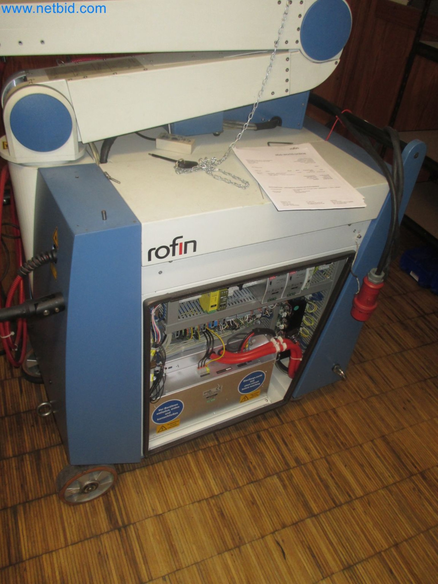 Metalworking, turning, milling, grinding, and finishing for surgical applications-6