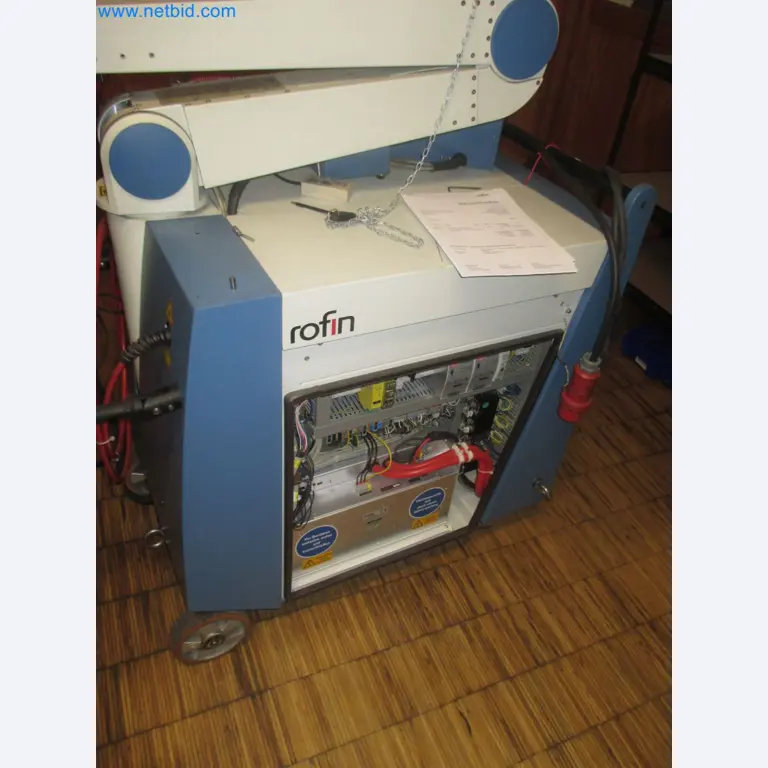 Metalworking, turning, milling, grinding, and finishing for surgical applications-6