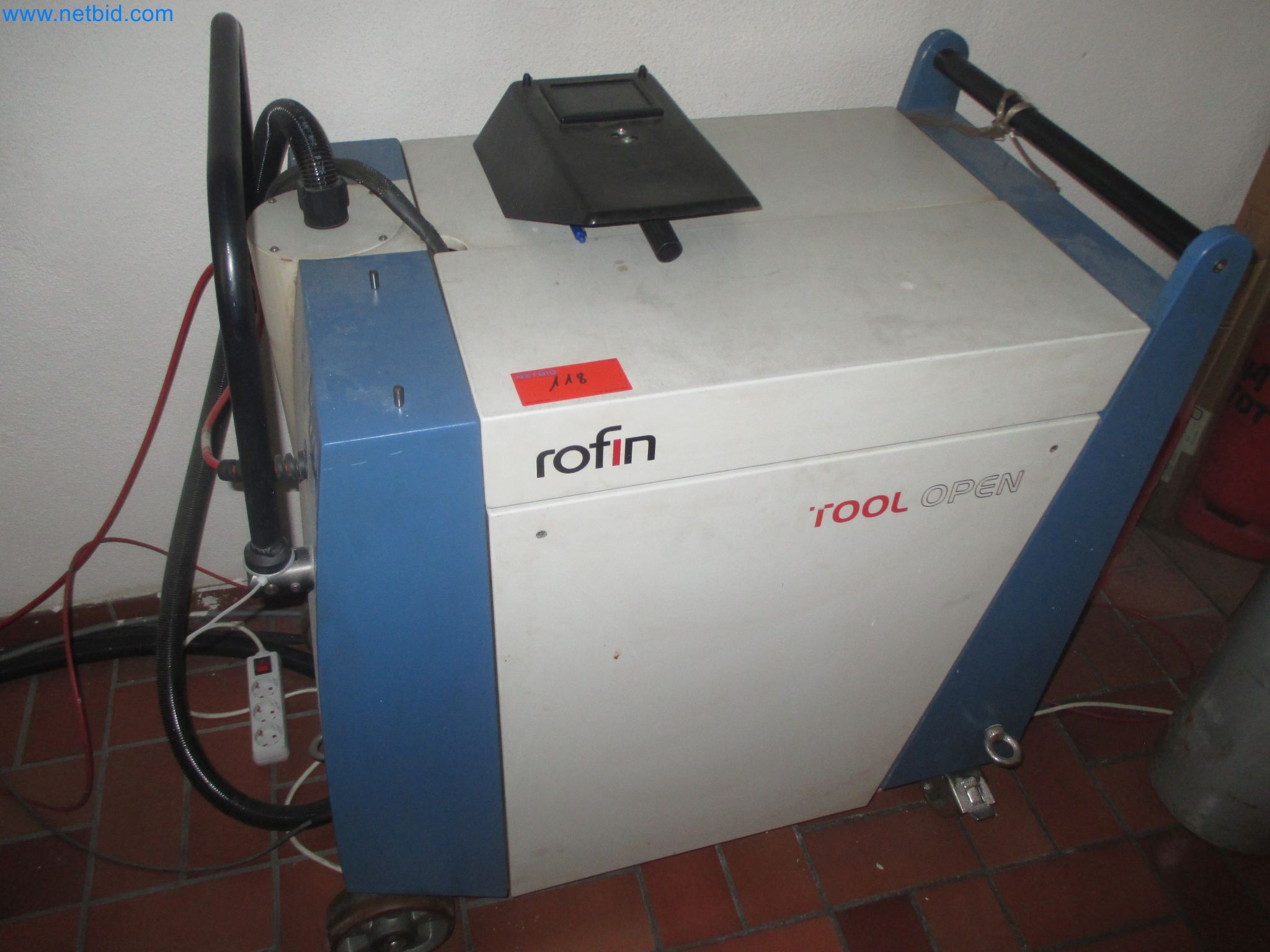 Metalworking, turning, milling, grinding, and finishing for surgical applications-10
