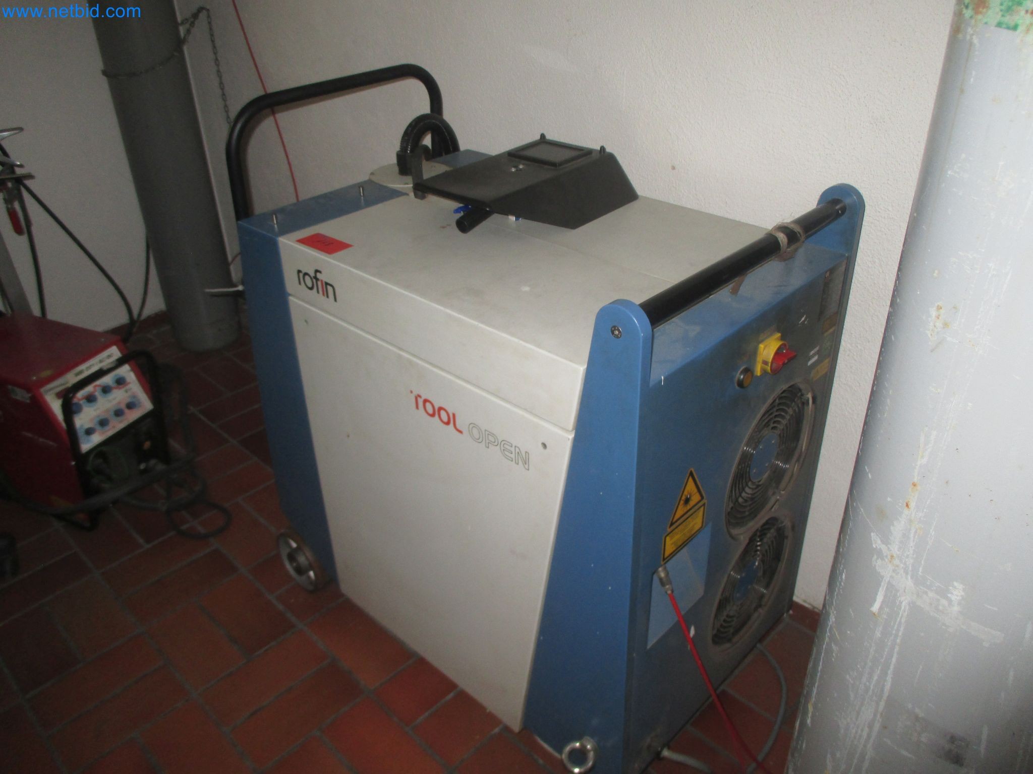 Metalworking, turning, milling, grinding, and finishing for surgical applications-9