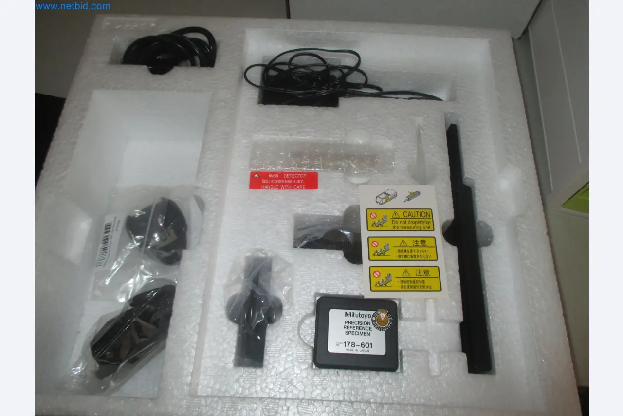 Metalworking, turning, milling, grinding, and finishing for surgical applications-3
