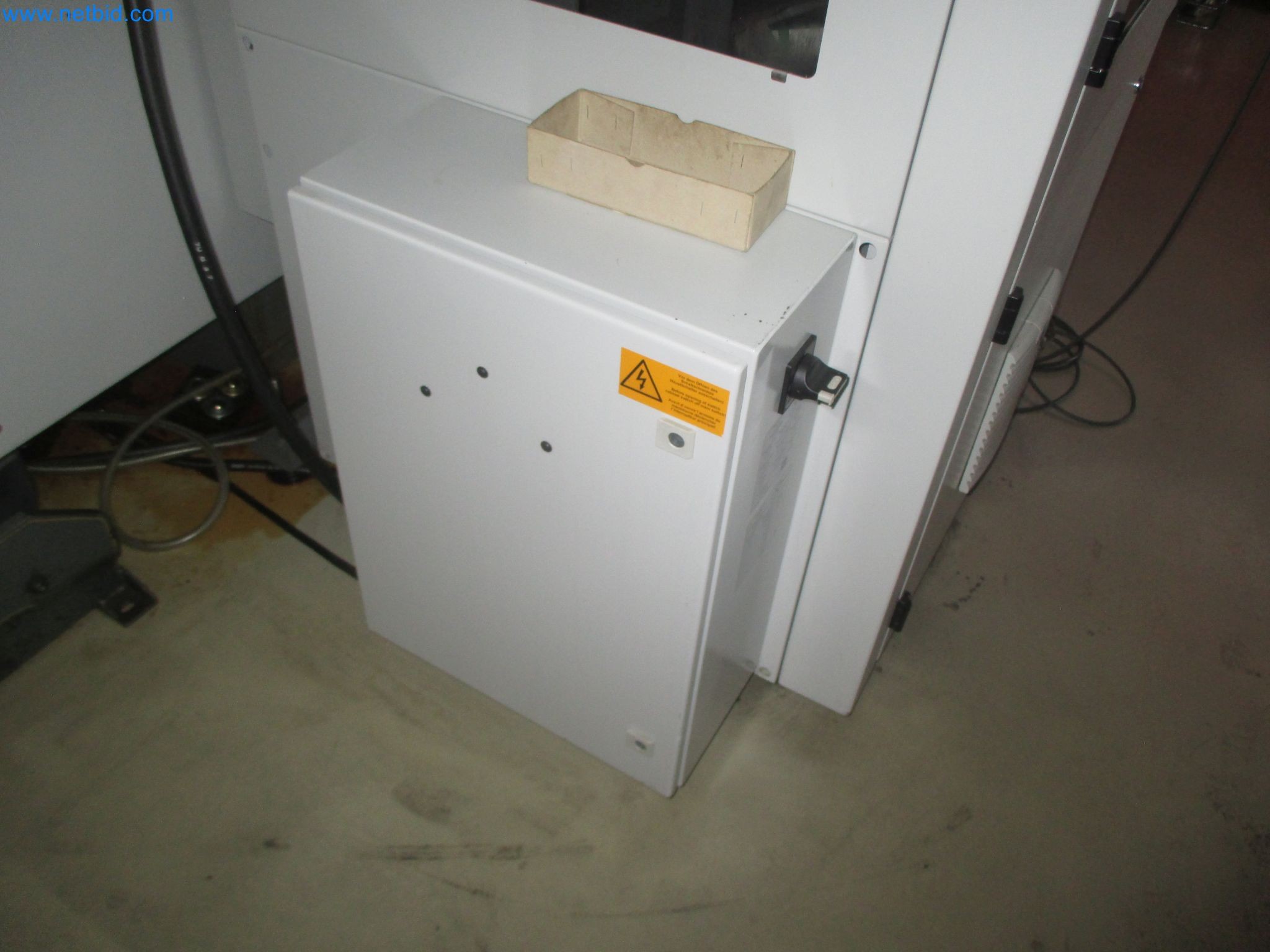 Metalworking, turning, milling, grinding, and finishing for surgical applications-7