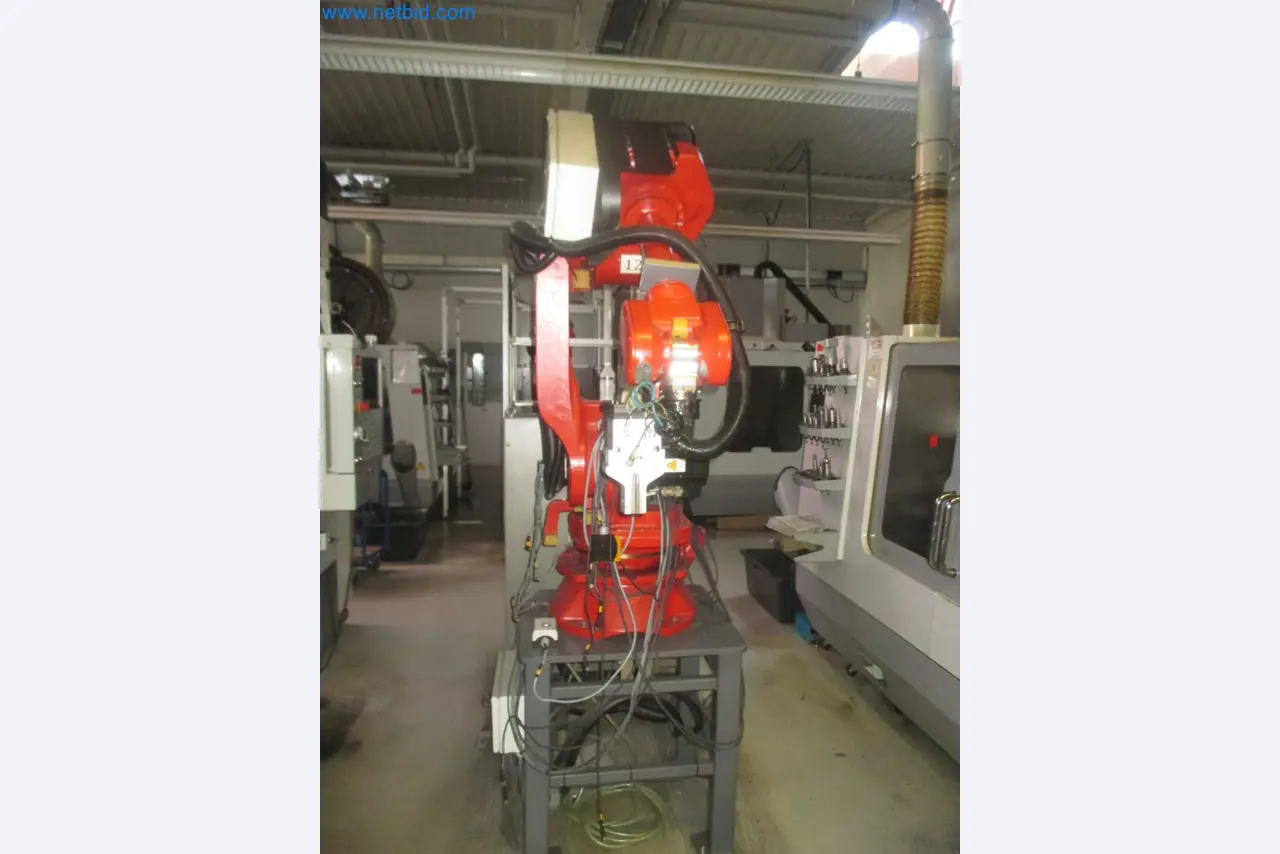 Metalworking, turning, milling, grinding, and finishing for surgical applications-5