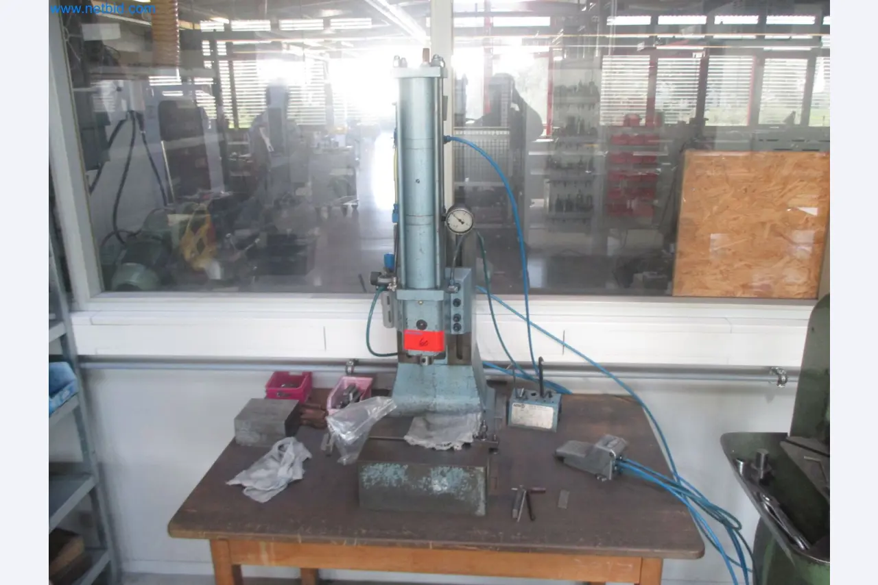 Metalworking, turning, milling, grinding, and finishing for surgical applications-1